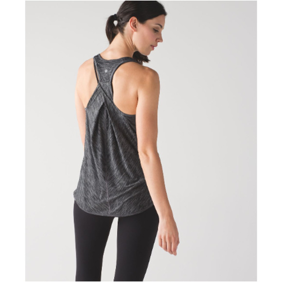 Lululemon Essential Tank Top in Heathered Black 2 / 4 - Picture 3 of 5